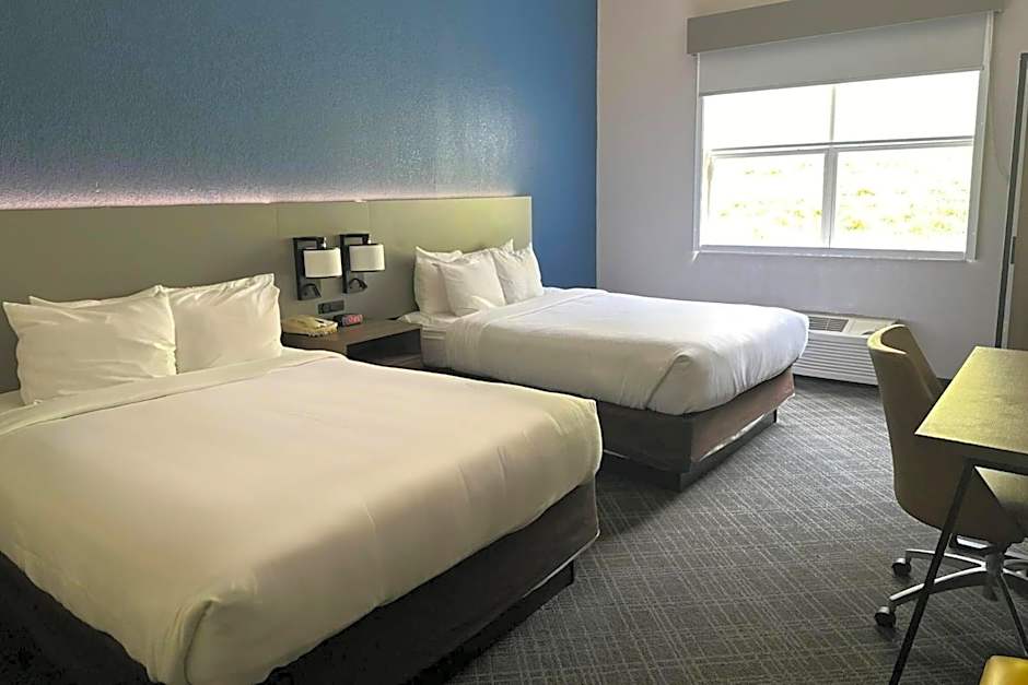 Comfort Inn & Suites Calhoun South