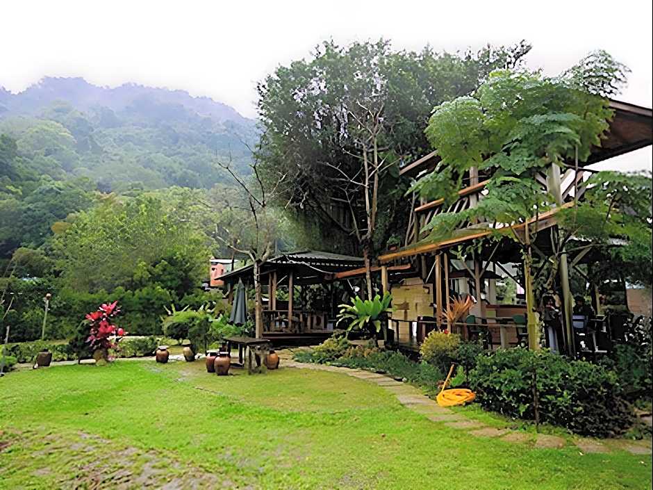 Taiwan Reishi Expert Bed and Breakfast