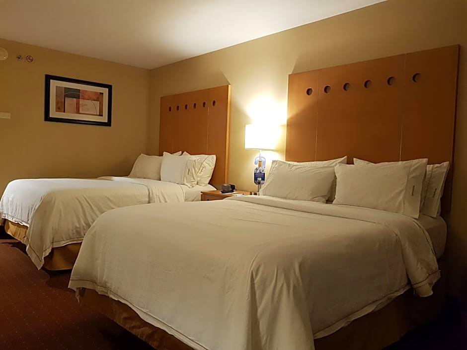 Holiday Inn Express Saltillo Zona Aeropuerto By IHG