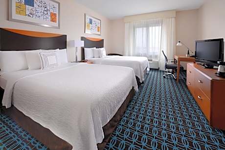 Queen Room with Two Queen Beds and Adapted Tub - Mobility and Hearing Accessible