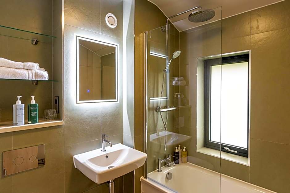 Warwick Conferences - Scarman