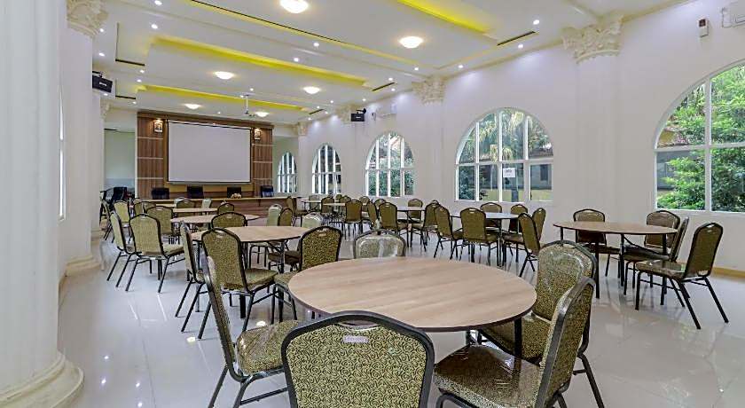 RedDoorz Syariah @ Klojen Malang