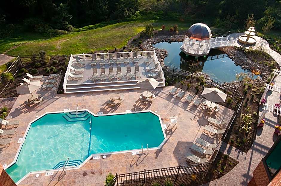 Woodcliff Hotel And Spa