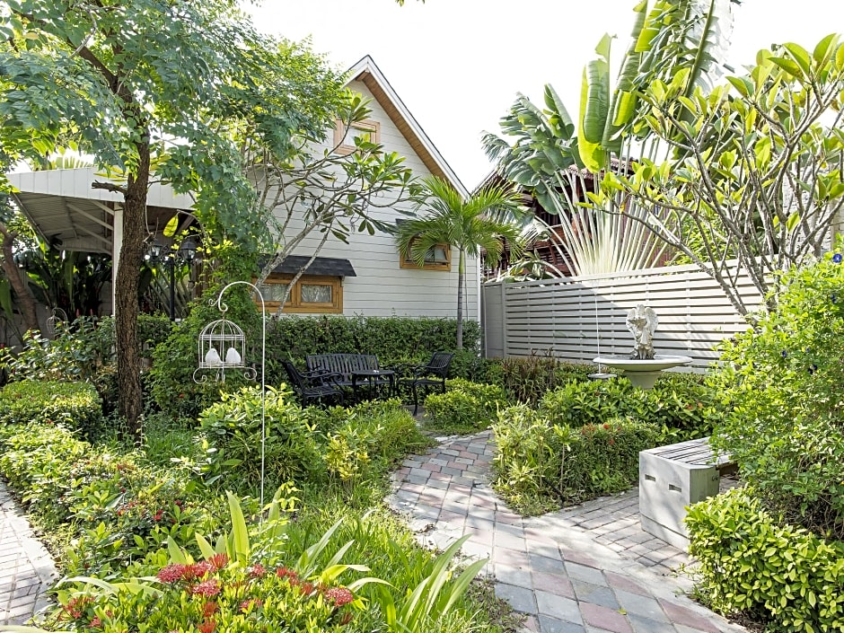 At Residence Suvarnabhumi Hotel - SHA Extra Plus