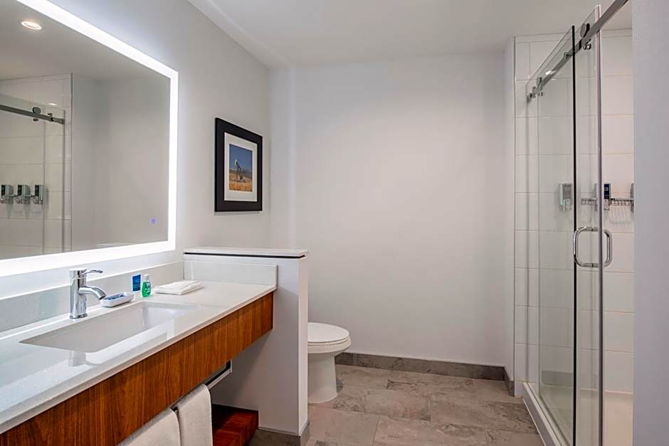 Four Points by Sheraton Grande Prairie