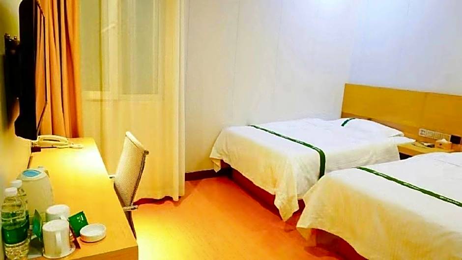 GreenTree Inn Dalian North Railway Station Express Hotel