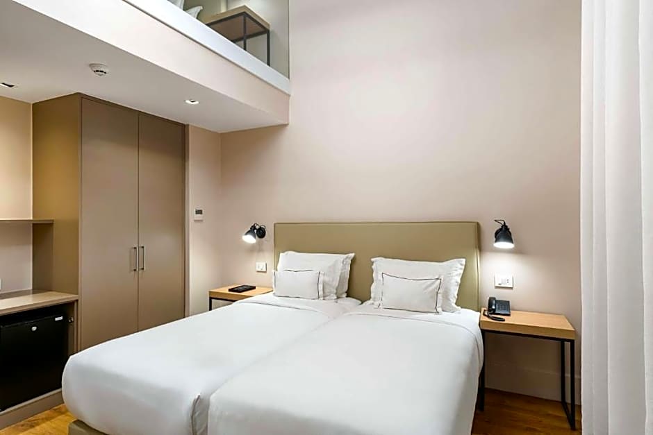 Photo 1 of 3 of 2 Twin Beds