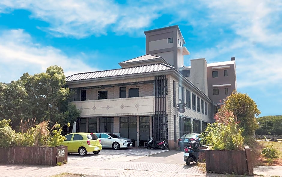 Lutel Hotel Xpark Gloria Outlets Shin Kong Cinemas