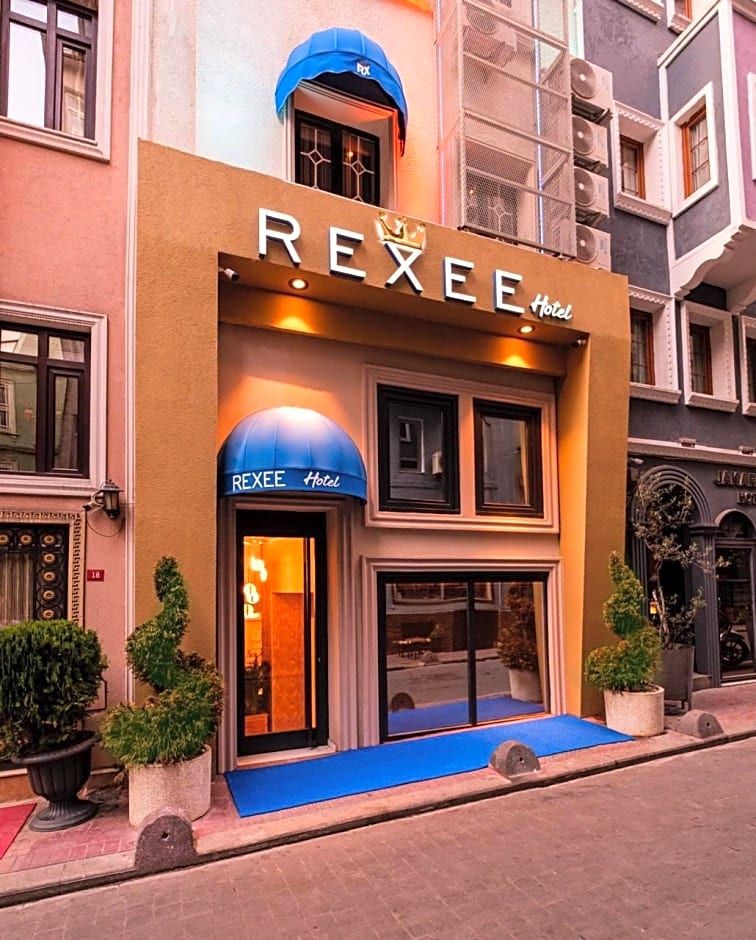Rexee Hotel