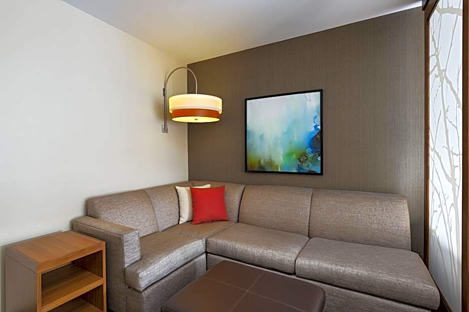 Hyatt Place Greensboro / Downtown