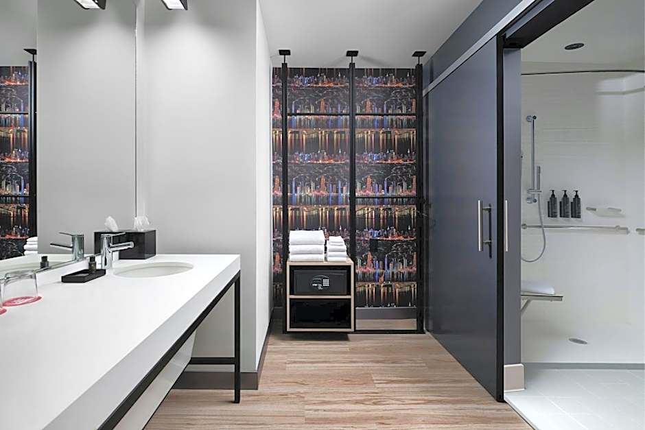 Aloft Waukee