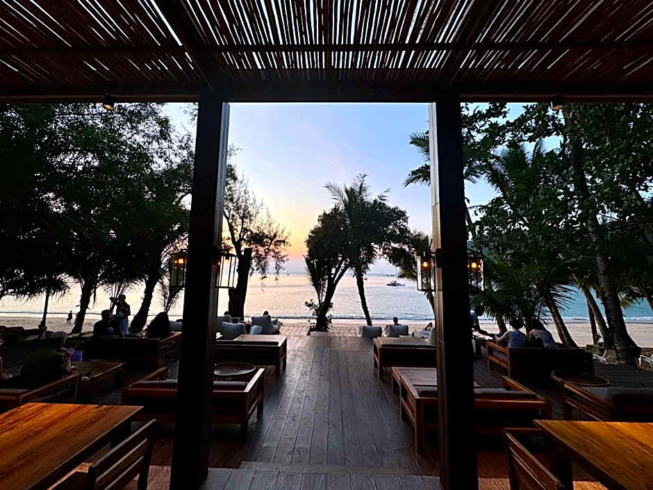Sunny Cove Beach Resort Koh Phayam