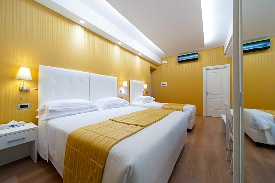 Photo 1 of 4 of Triple Room