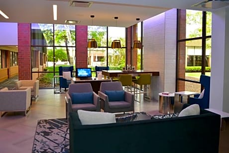 Delta Hotels by Marriott Racine