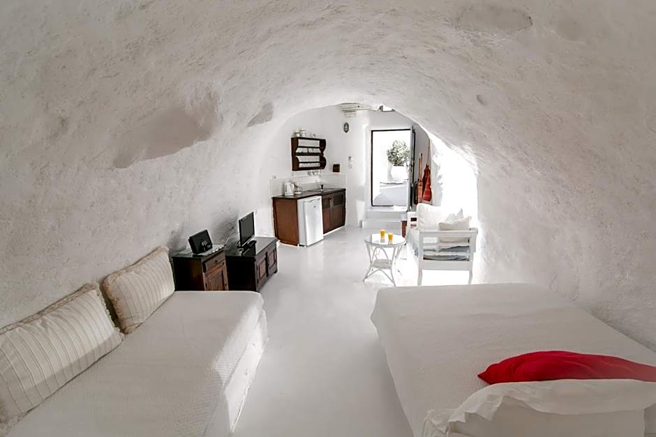 Photo 1 of 7 of Suite, View