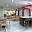 Country Inn & Suites by Radisson, Elgin, IL