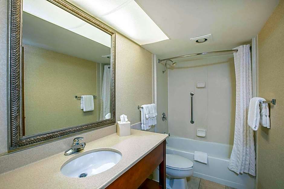 AmericInn by Wyndham Omaha