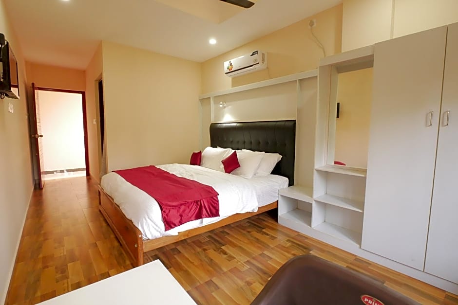 WAYANAD SQUARE HOTEL