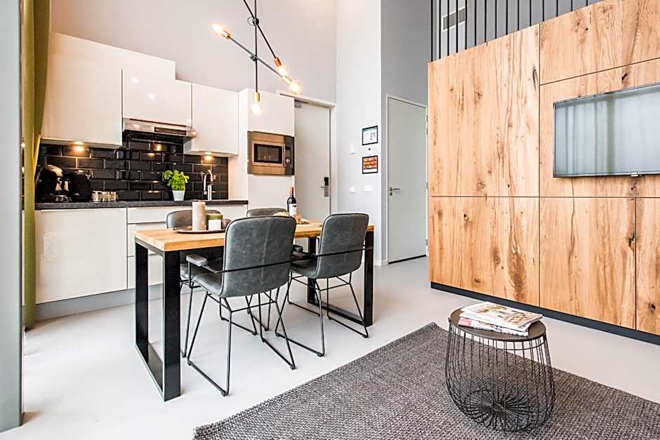 YAYS Amsterdam East by Numa