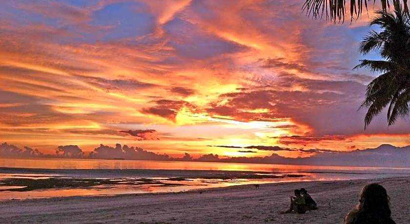 JJS BACKPACKERS VILLAGE