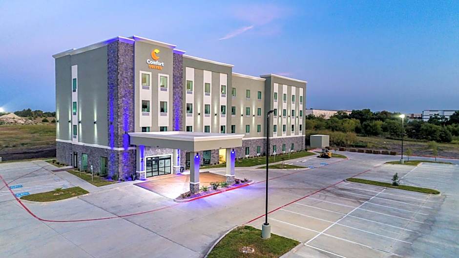 Comfort Suites DeSoto Dallas South