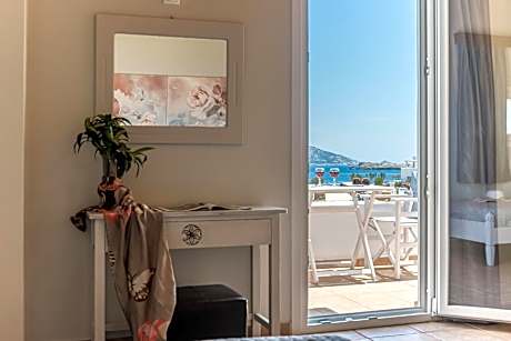 Family Room with Sea View