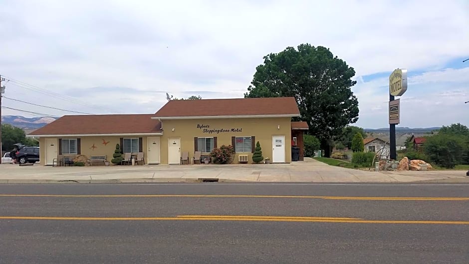 Bybee's Steppingstone Motel