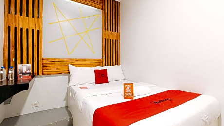 RedDoorz near Quiapo Church Manila