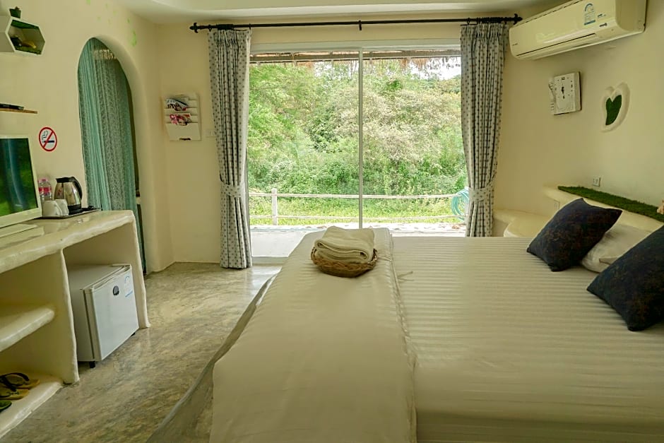 Photo 1 of 18 of Villa