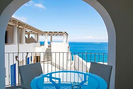 Suite with Sea View