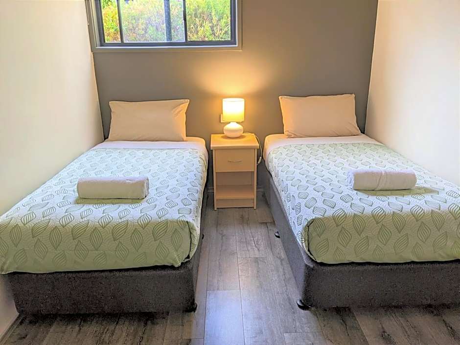 Seaview Motel & Apartments