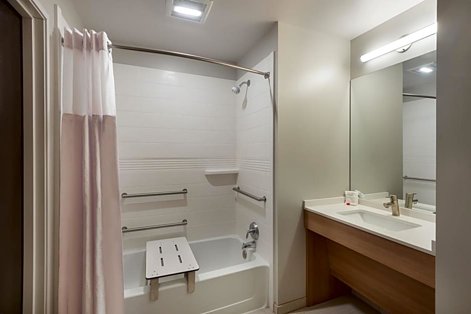 Microtel Inn Suites by Wyndham Warsaw