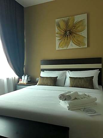 Queen Room
