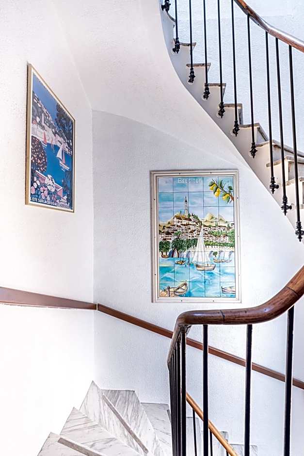 Hotel De Belgique à Menton