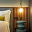 Renaissance Porto Lapa Hotel