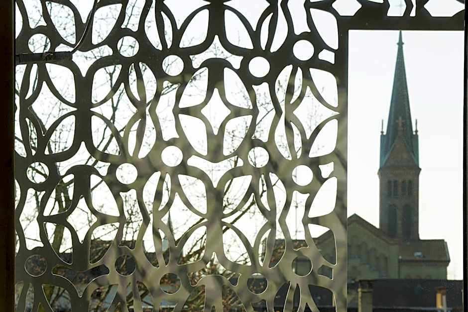 The Passage - Urban Retreat