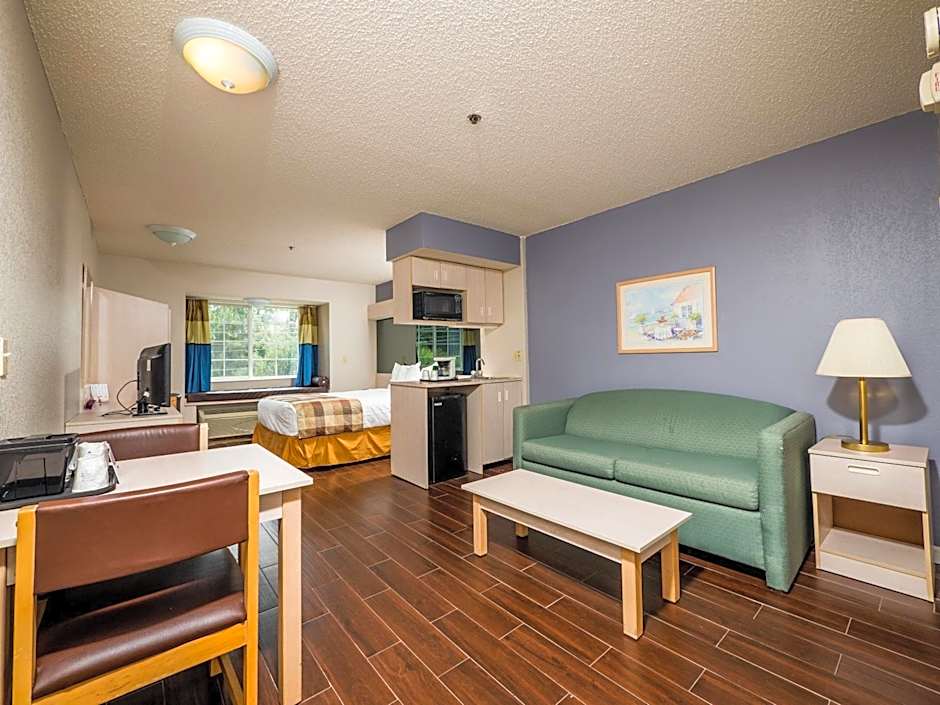 Microtel Inn & Suites By Wyndham Palm Coast