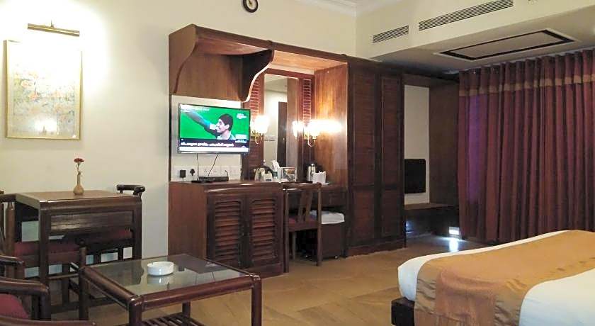 Yuvarani Residency Hotel