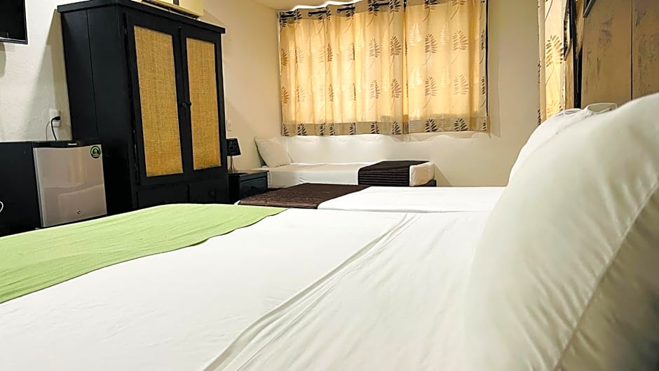 Hotel B&B by Playa del Karma