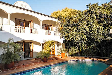Devereux Lodge