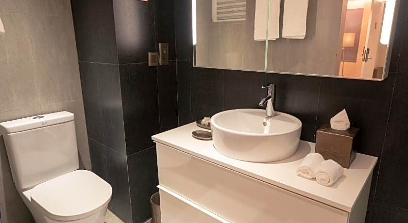 Amina Residency - Luxury Stay