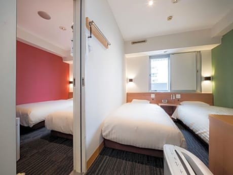 Connecting Room with Twin Room - Non-Smoking