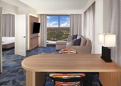 Suite with Two Double Beds and Bath Tub - Mobility Accessible