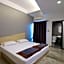 Newman hotel