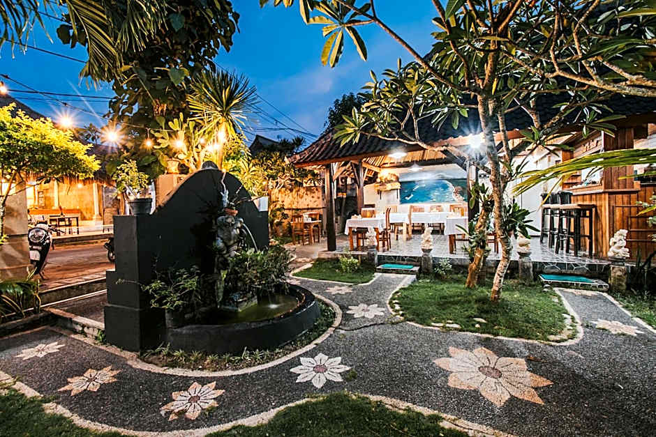 Alam Nusa Bungalow Huts & Spa