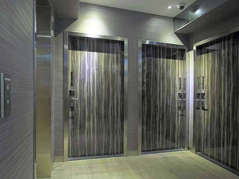 M1 North Point Hotel