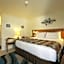 Roadrunner Lodge Motel