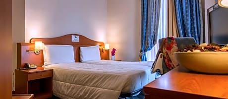 Twin Room with Gym Access