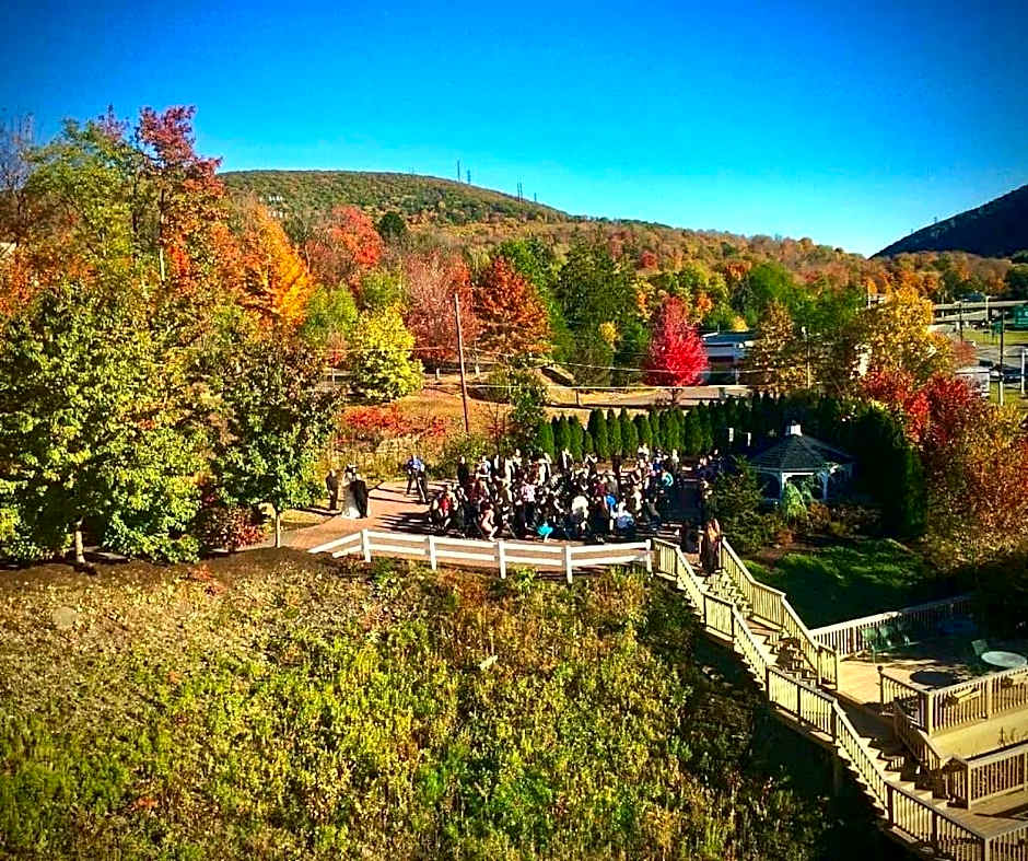 Best Western Plus Clarks Summit Scranton