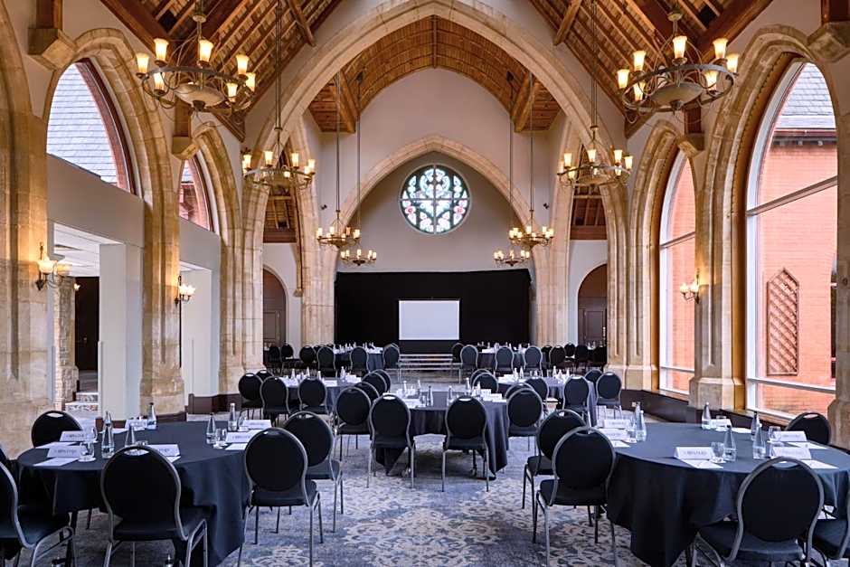 Holiday Inn Bolton Centre By IHG